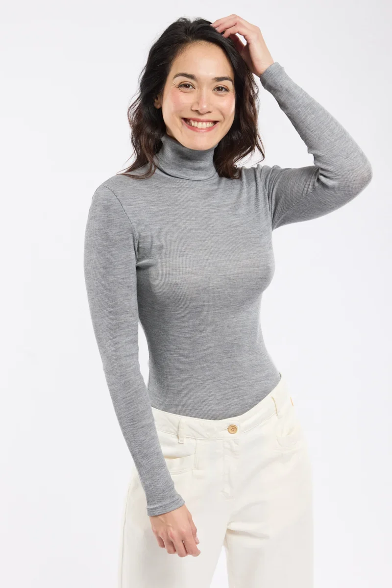 Practical Polo neck T-shirt – wool and silk Classic