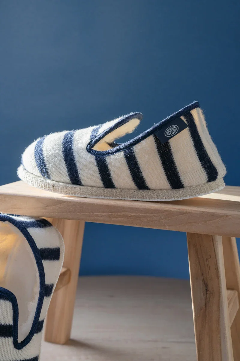 Green Striped slippers size 44 to 48 – wool Verified