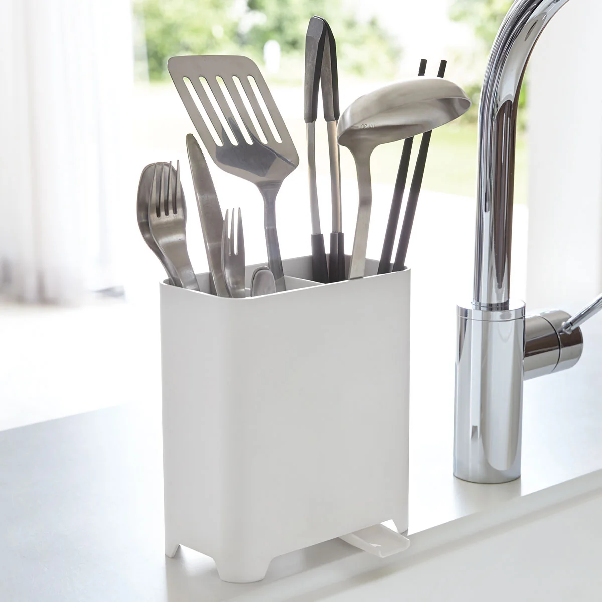 Authentic KITCHEN TOOL STAND ACUTO WH Carefully Designed