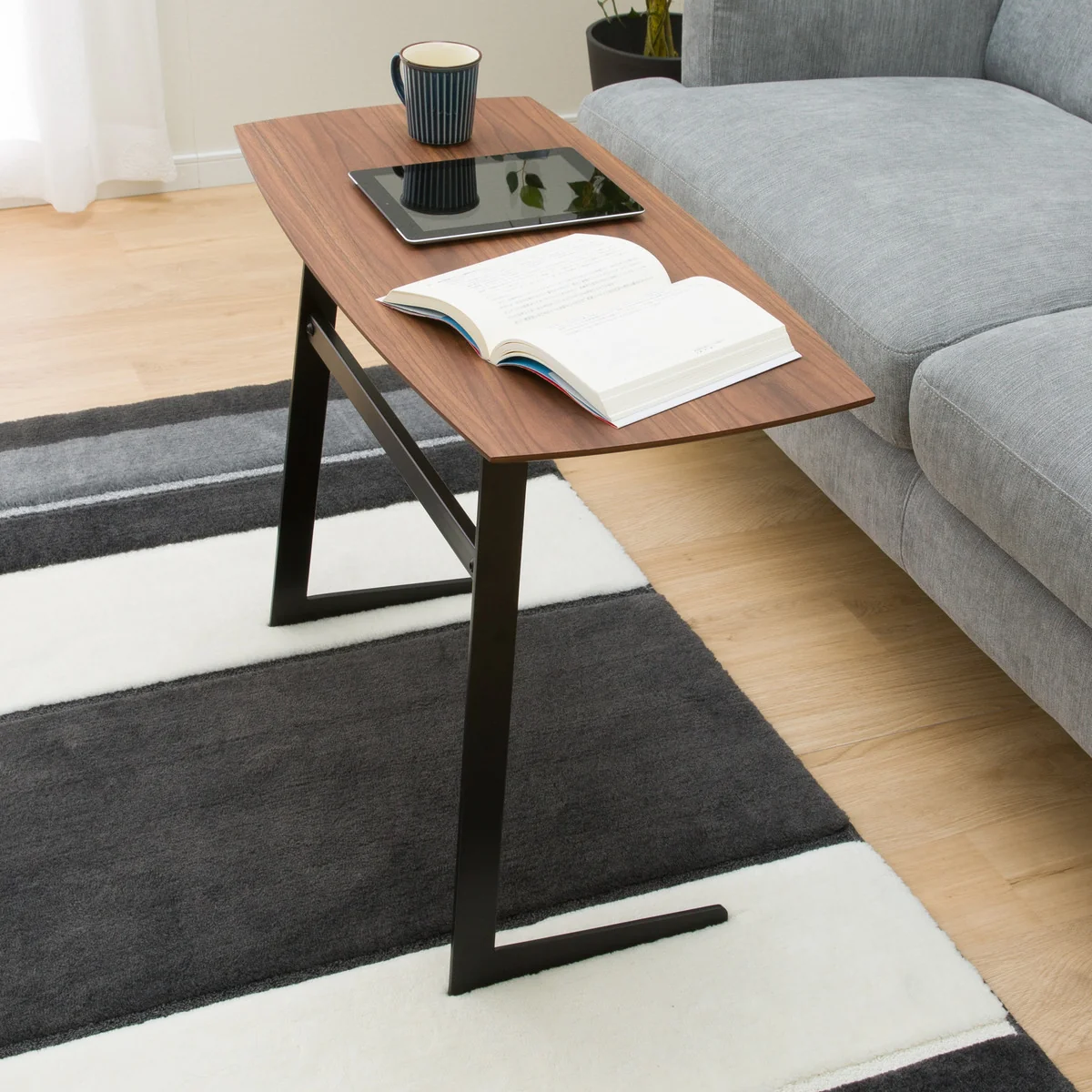 Luxury SIDE TABLE N FALCO MBR Enhanced