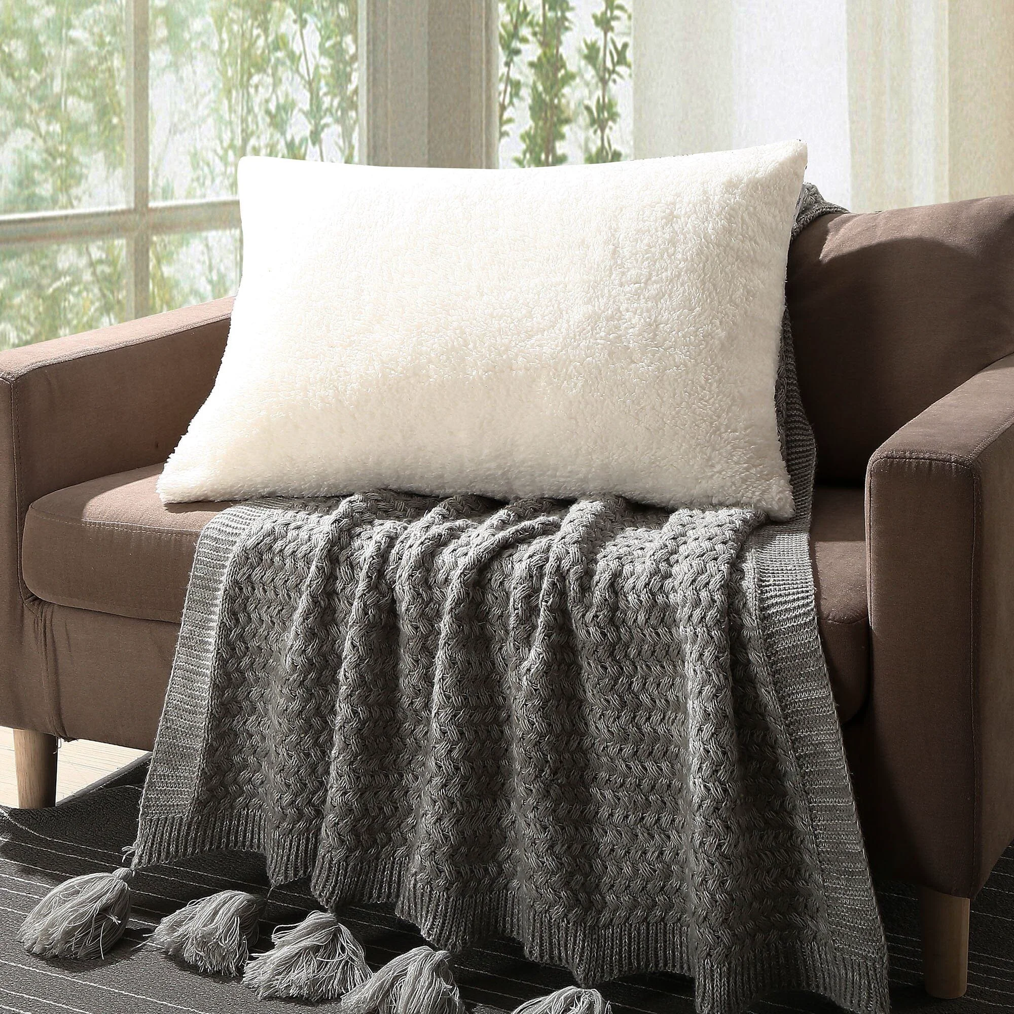 Enhanced Lauren Taylor – Sherpa Pillow Genuine