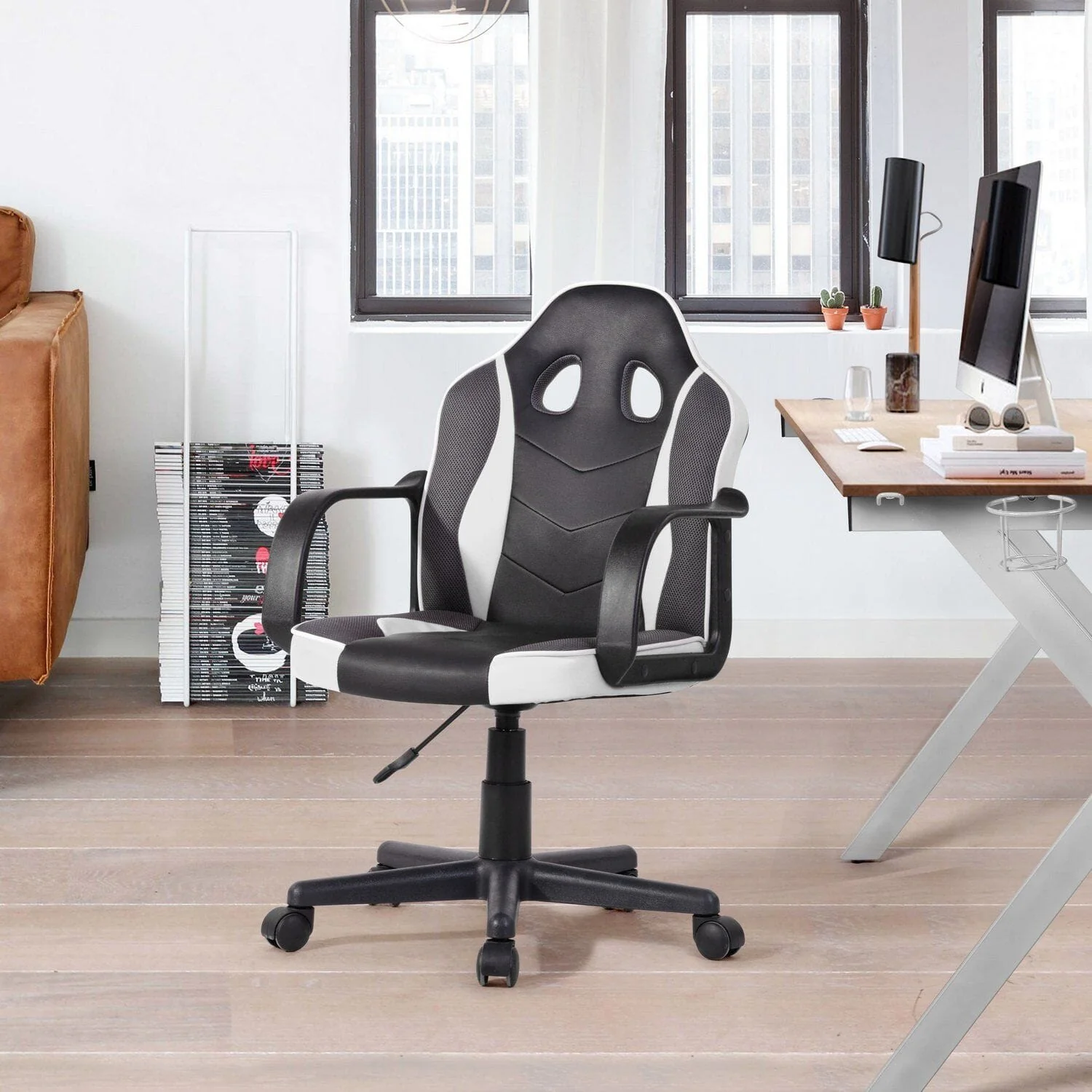 First-Class Office and Gaming Chair with Adjustable Height Traditional