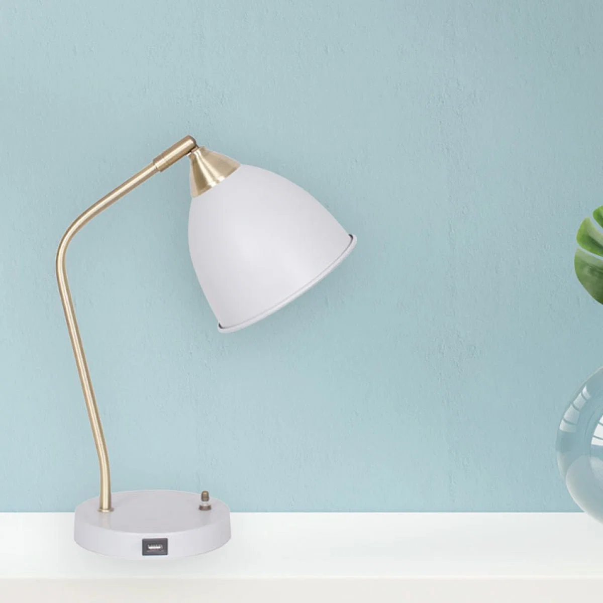Contemporary Table Lamp White USB Exceptional