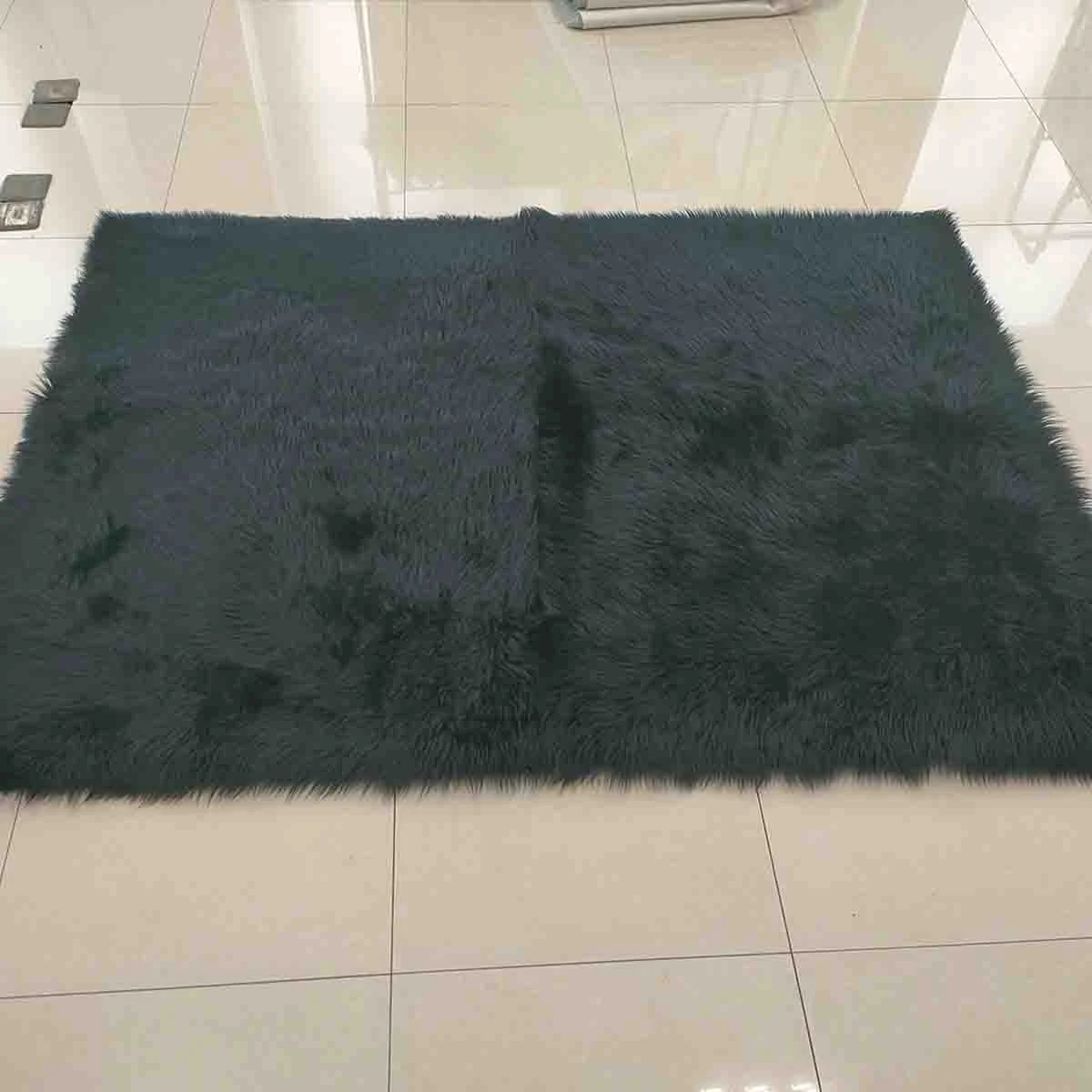 Excellent Faux Fur Carpet With Suede Fabric Back 120×180 cm Practical