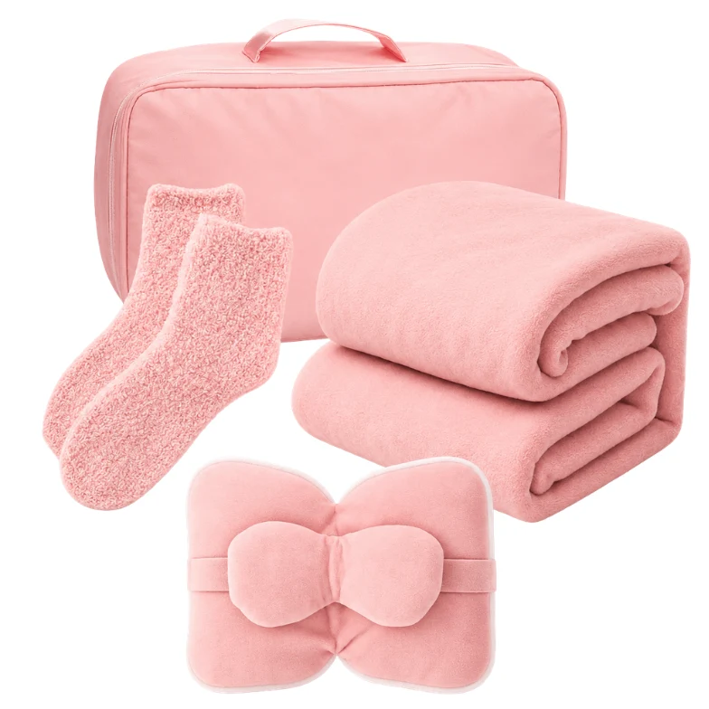 Clean Travel Comfort Set – Blanket Pillow Socks Bag Selected