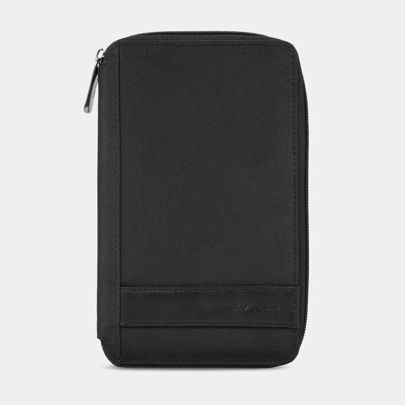 Casual RFID MULTI-PASSPORT HOLDER BLACK Powerful