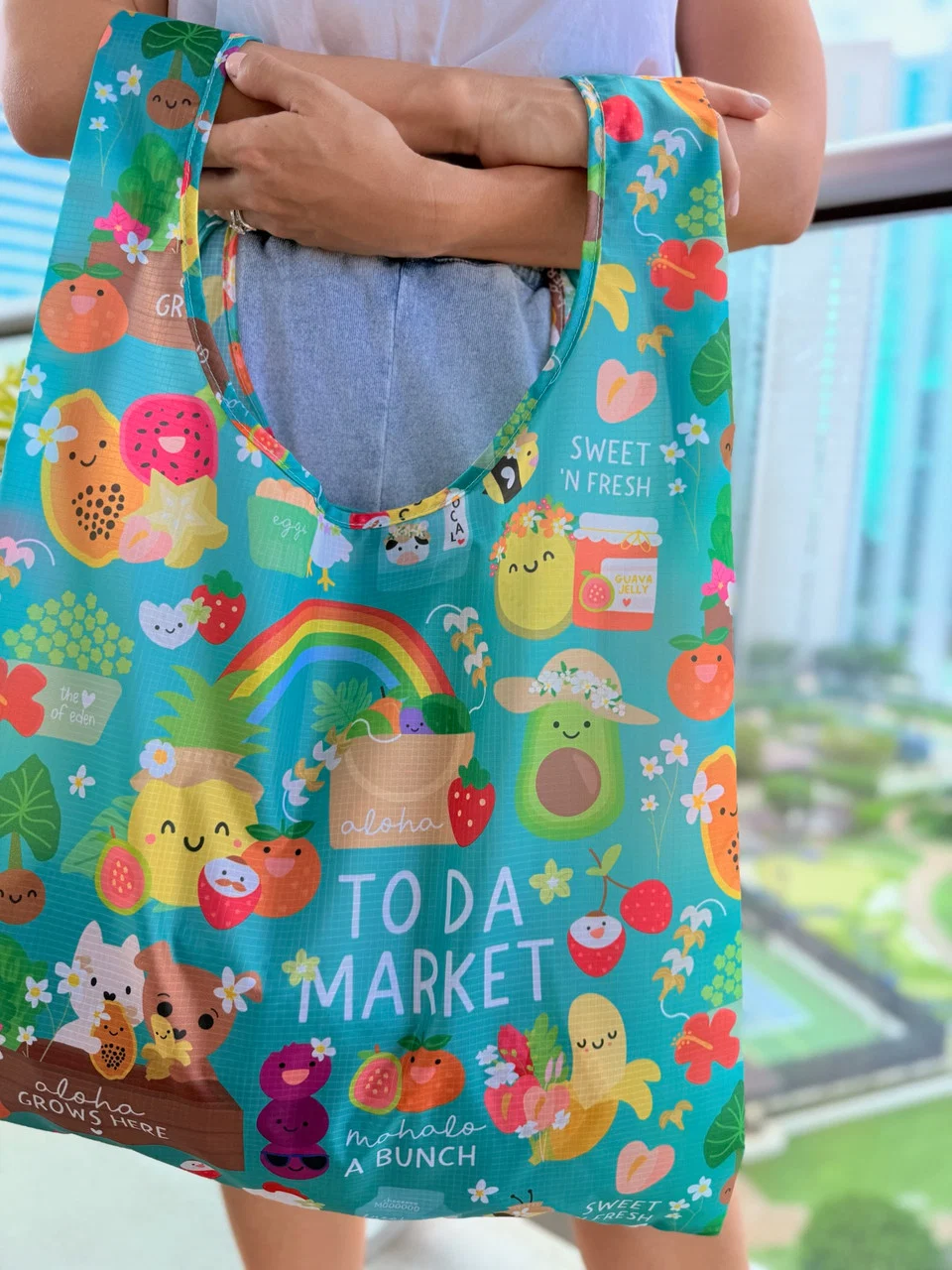 Trusted EDEN MEDIUM TOTE TO DA MARKET Recyclable
