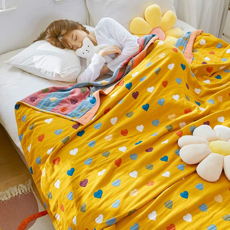 Premium Material Ownkoti Colorful Hearts Cotton Gauze Reversible Quilt Specialty
