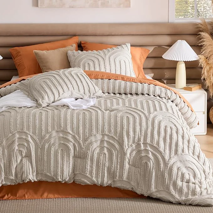 Green Bedsure Boho Tufted Beige Twin Twin XL Comforter GentleSoft™ 2 Pieces Boho Farmhouse Decor Bedding Arch Shabby Chic Bedding for All Seasons 1 Bed Comforter 1 Pillow Shams 68×88 Inches Minimalist