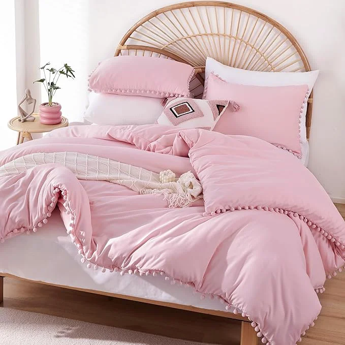 Premium Material YIRDDEO Dust Pink Full Size Ball Pom Fringe Design Comforter Set 3pcs Boho Aesthetic Luxurious Microfiber Comforter Set Safe