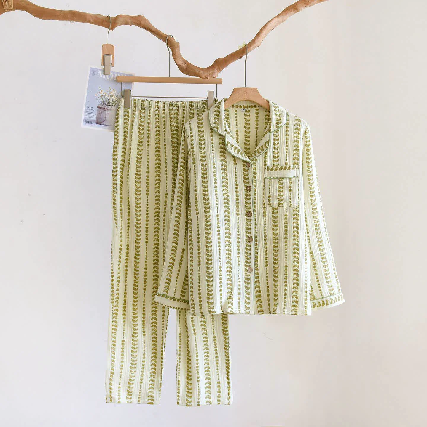 Stylish Ownkoti FLeaf Stripe Print Cotton Loungewear Set Elegant
