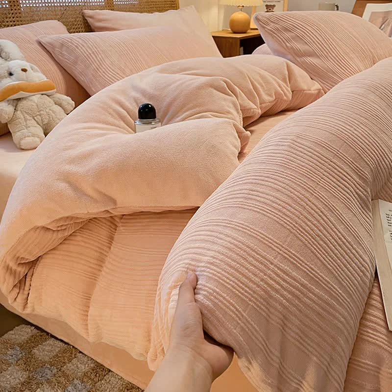 High-Quality Ownkoti Vertical Striped Textured Plush Bedding Set 4PCS Genuine