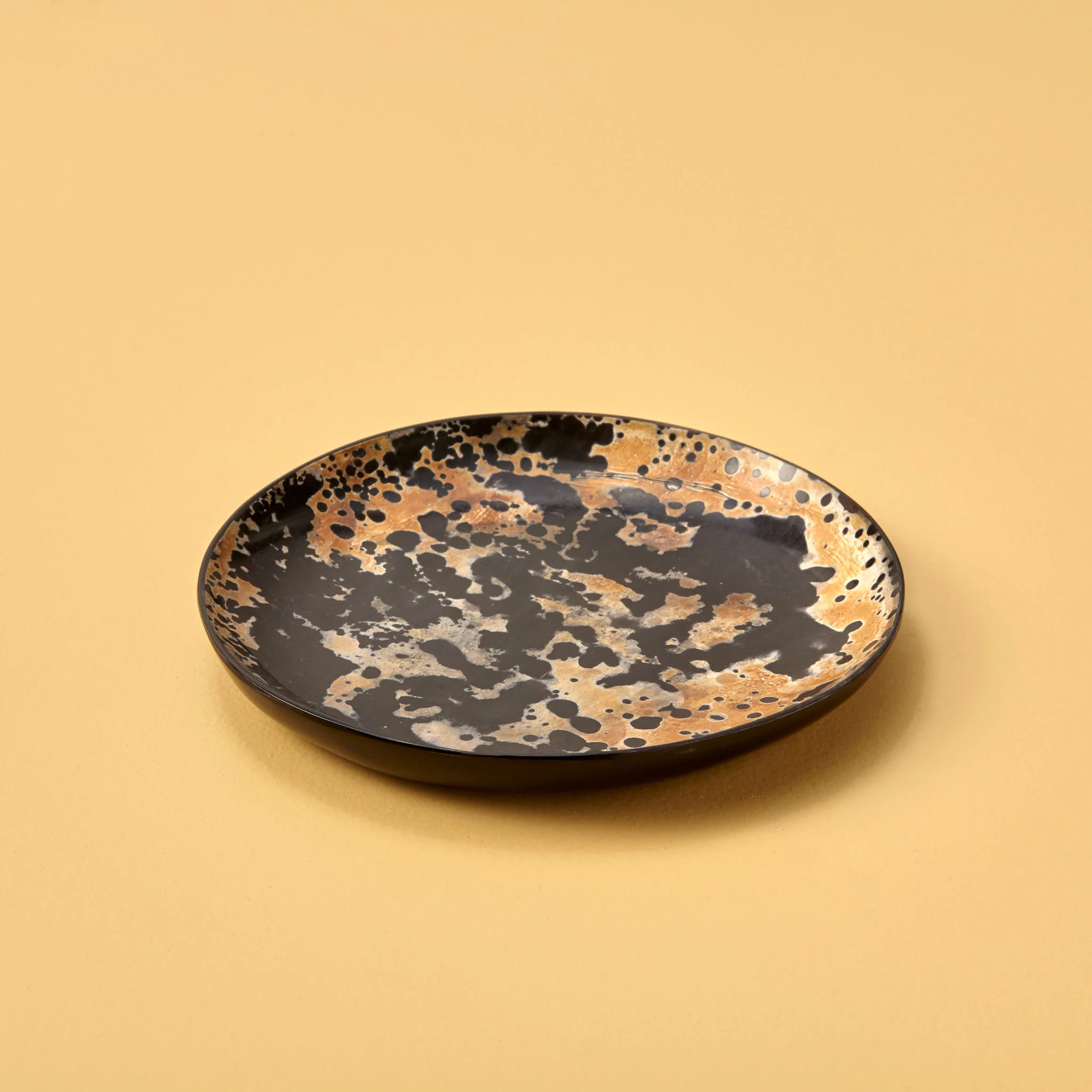 Official Horn Appetizer Speckled Plate Trendy