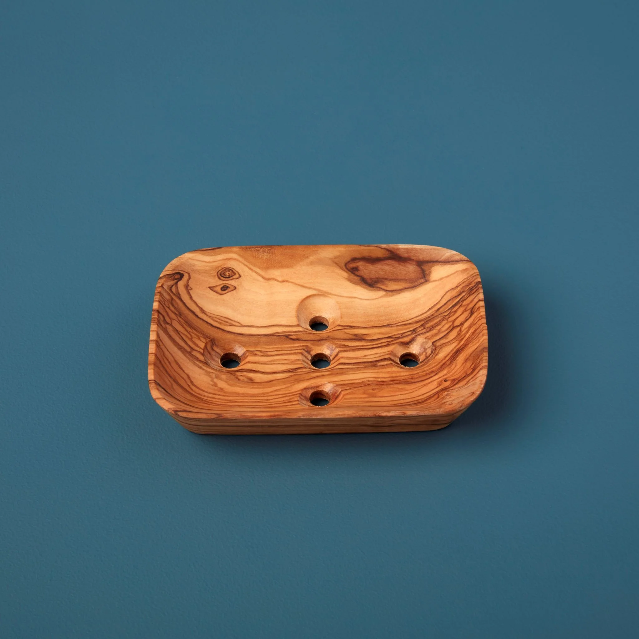 Stylish Olive Wood Sponge Holder Relaxed