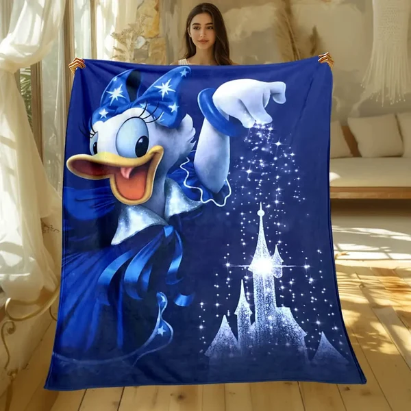 Professional Donald Duck Throw Blanket Modern