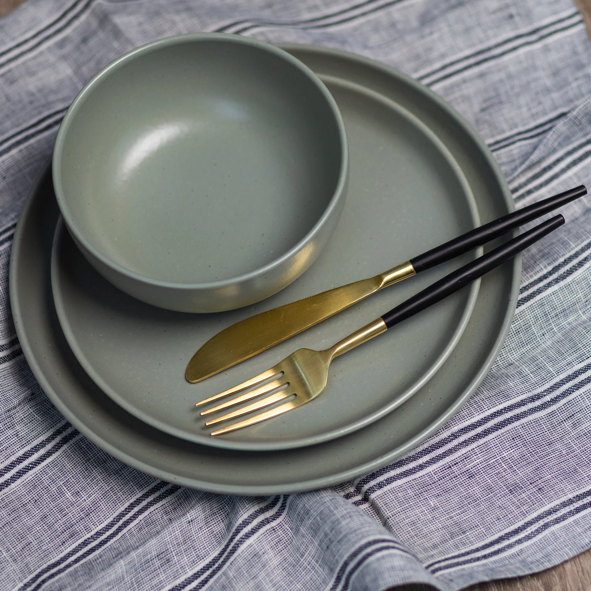 Carefully Designed Pacifica Soup Ce Bowl Artichoke Set of 4 Traditional
