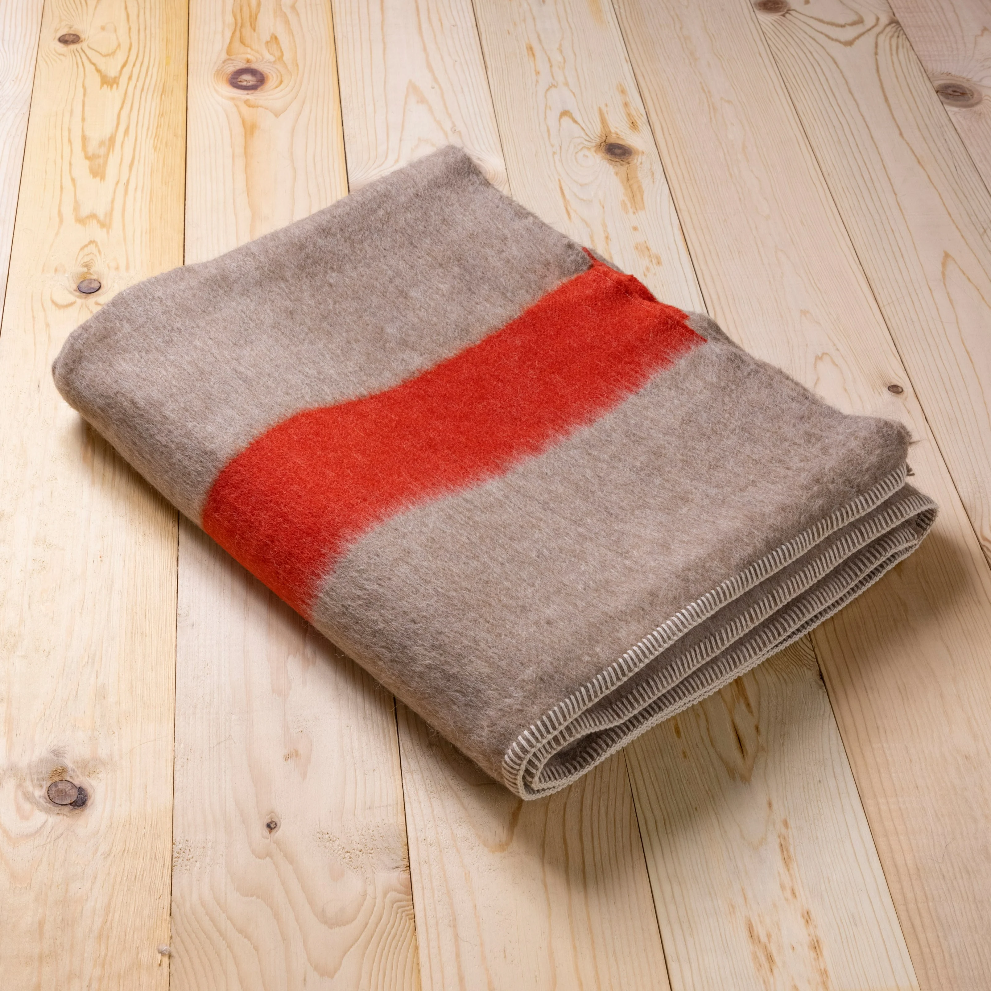 Premium Material Siempre Blanket Sand with Red Stripe Elegant
