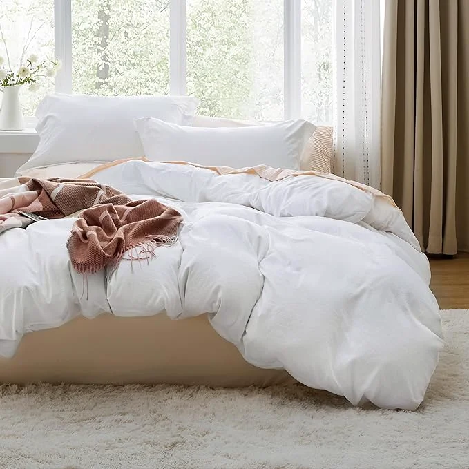 Responsible Bedsure White Duvet Cover Full Size – 3 Pieces Prewashed Extra Soft Cotton-Like Polyester Bedding Set Includes 1 Duvet Cover 80×90 Inches with Zipper Closure amp 2 Pillow Shams Comforter Not Included Minimalist