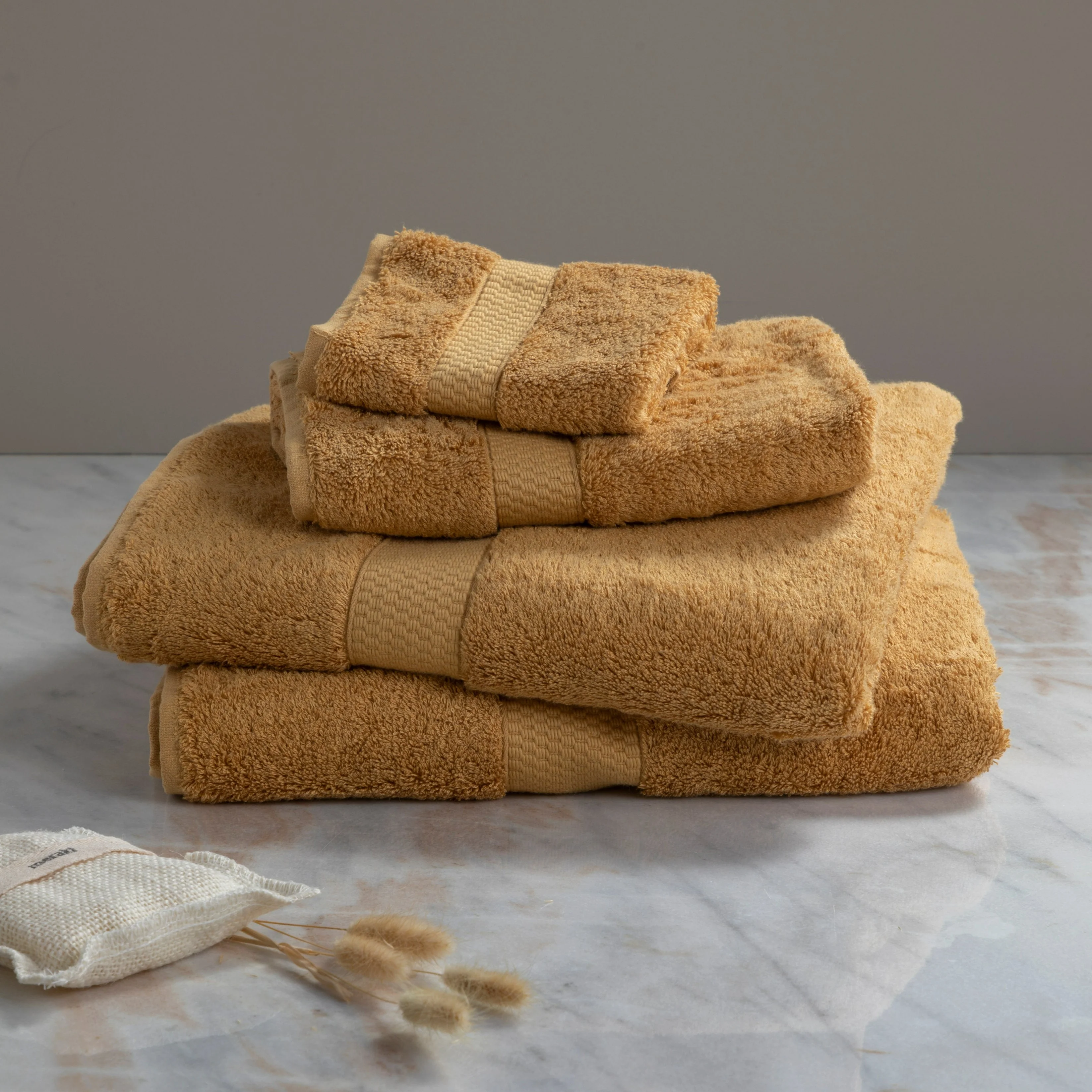 Premium City Washcloth Cinnamon Enhanced