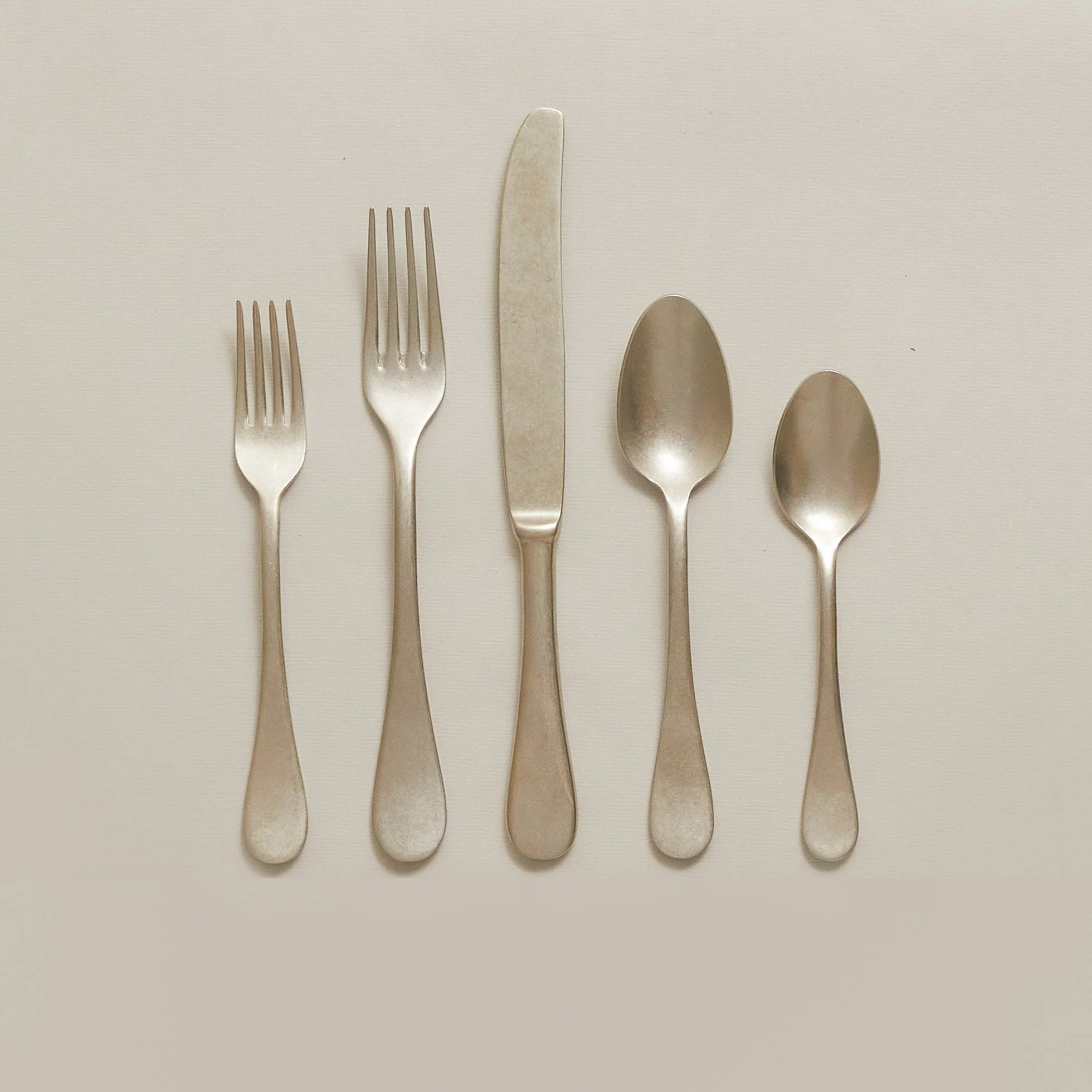 Elite Vintage Champagne Flatware Set Outstanding