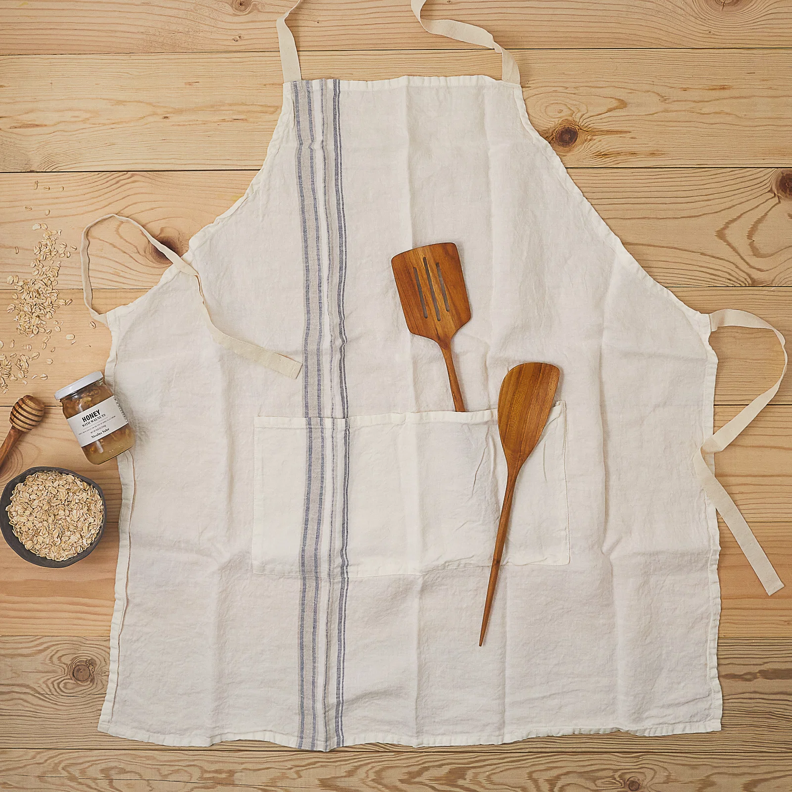 Next-Generation Carmela Kitchen Apron Ivory with Light Blue Casual