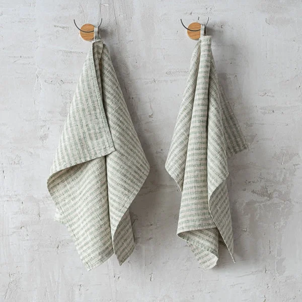Dependable Brittany Hand Towels Set of 2 Forest Green and Natural Exclusive