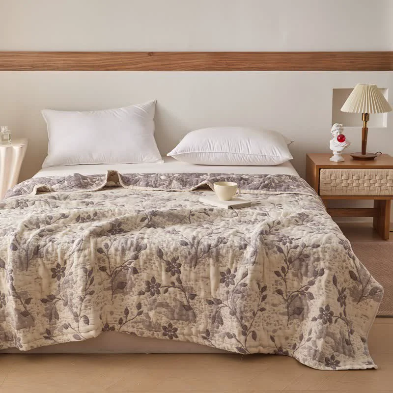 Relaxed Ownkoti Floral Vine Cotton Gauze Quilt Natural