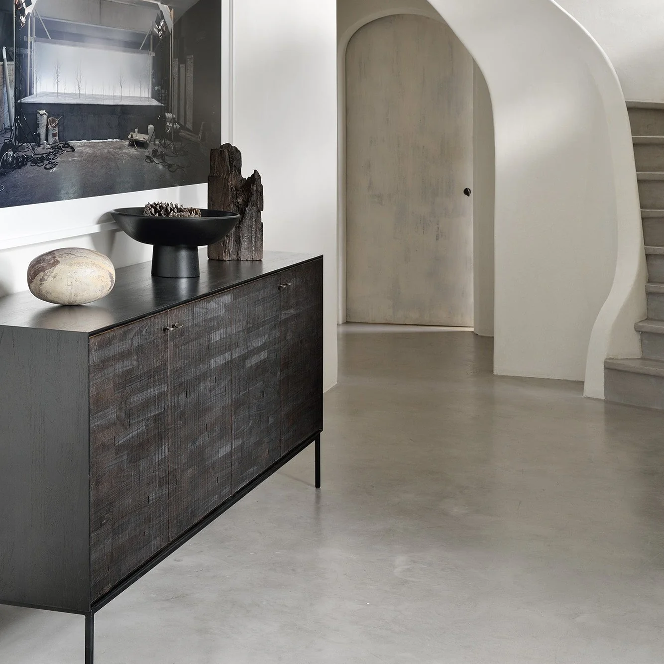 First-Class Grooves Sideboard 4 Doors Responsible