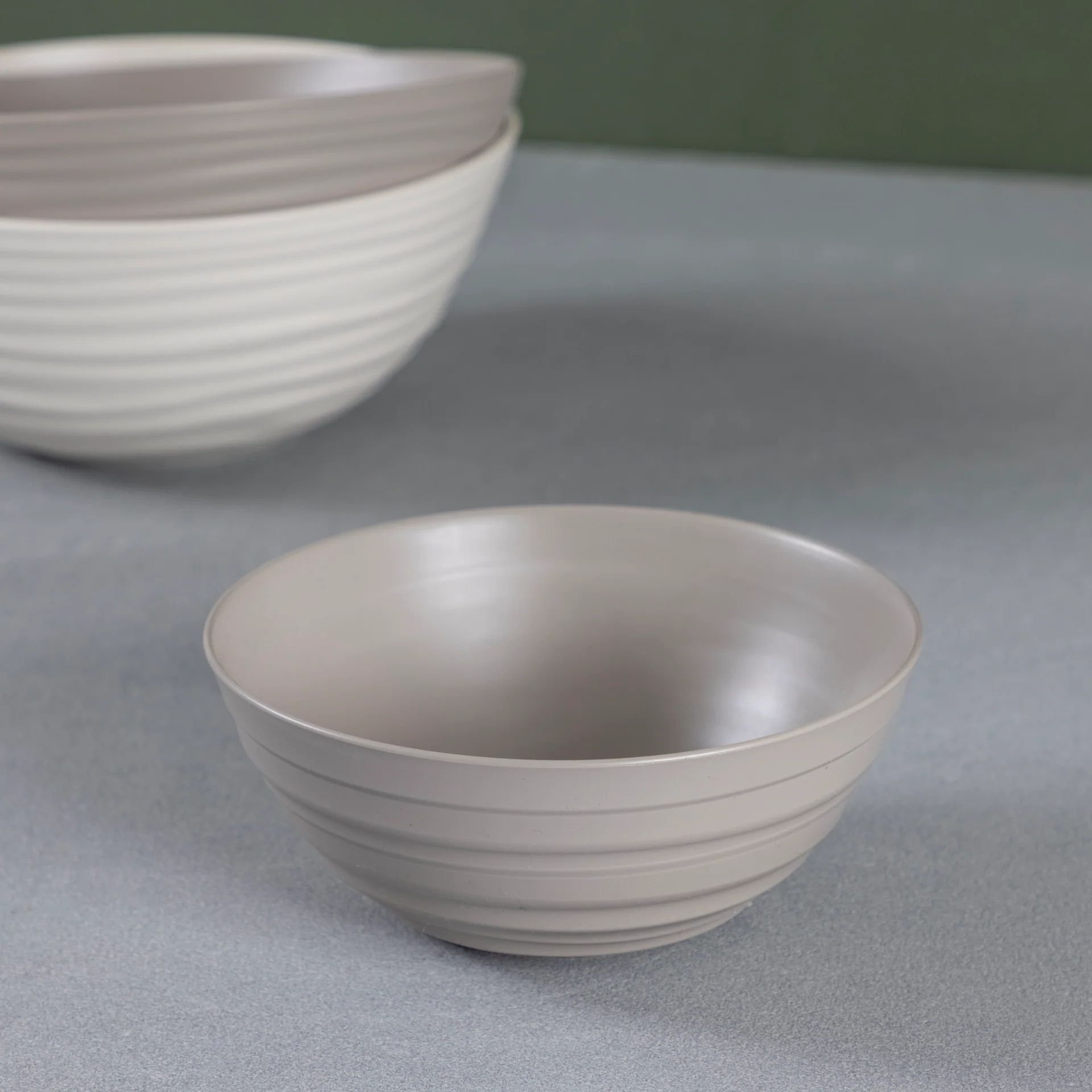 Minimalist Tierra Serving Bowl Medium Taupe Long-Lasting