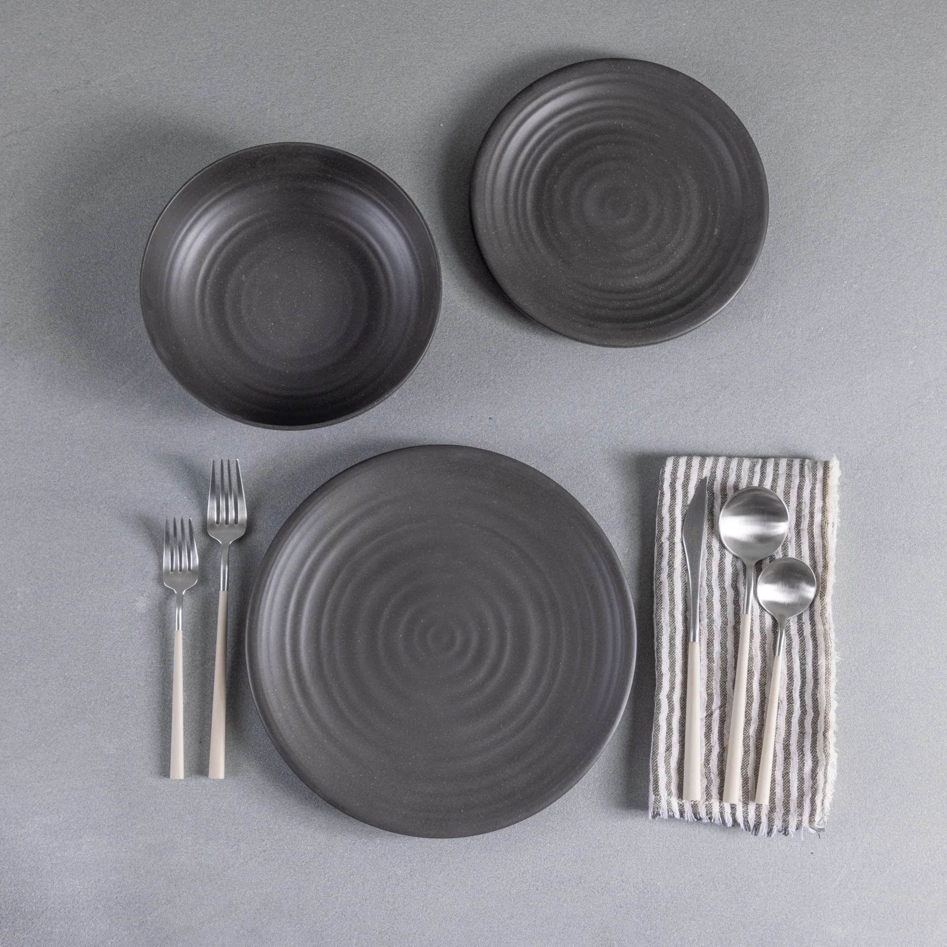 Top-Quality Sancha Organic Dinner Plate Slate Set of 4 Functional