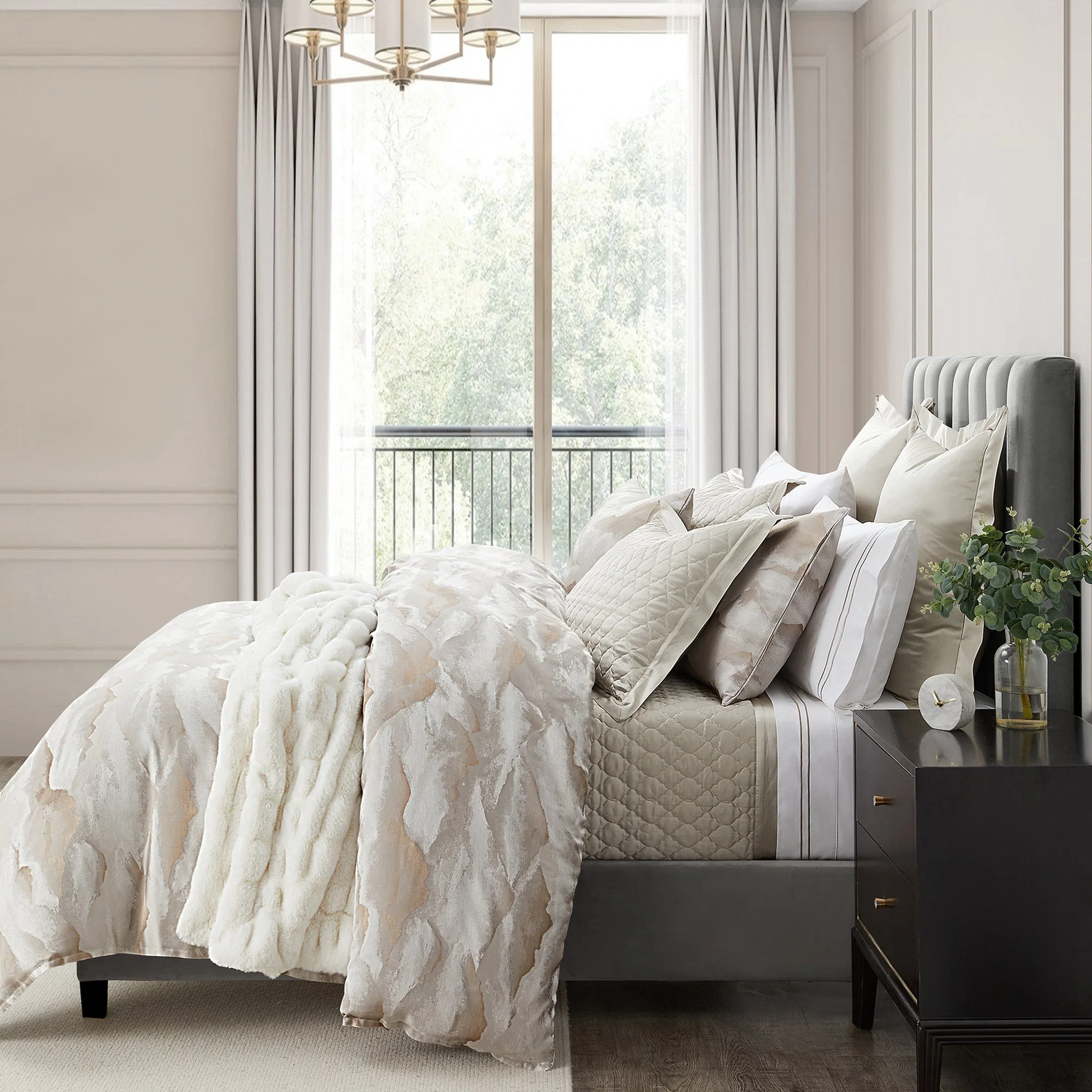Relaxed Serenity Modern Jacquard Comforter Set 3 Pc Elegant