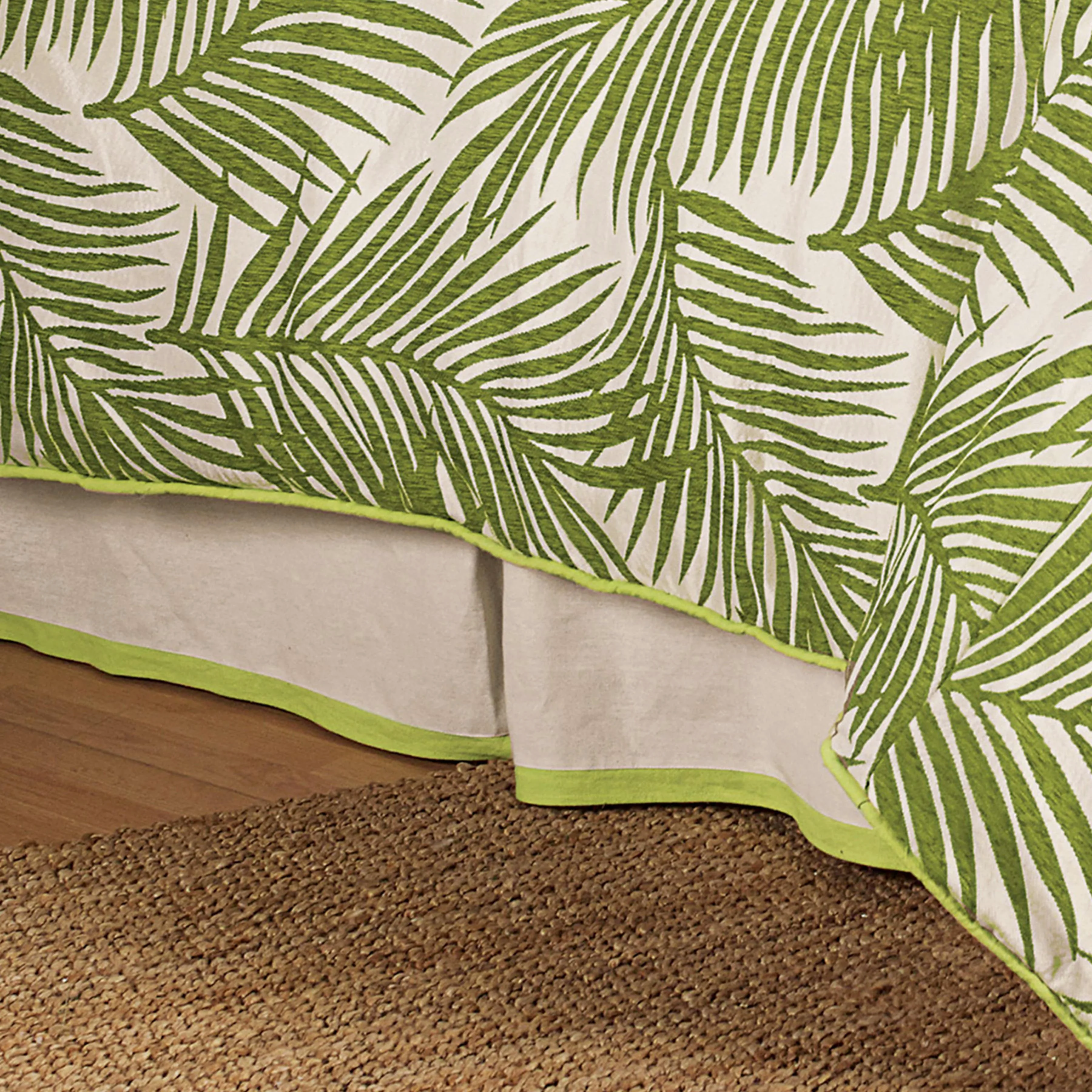 Trendy Capri Bed Skirt Traditional