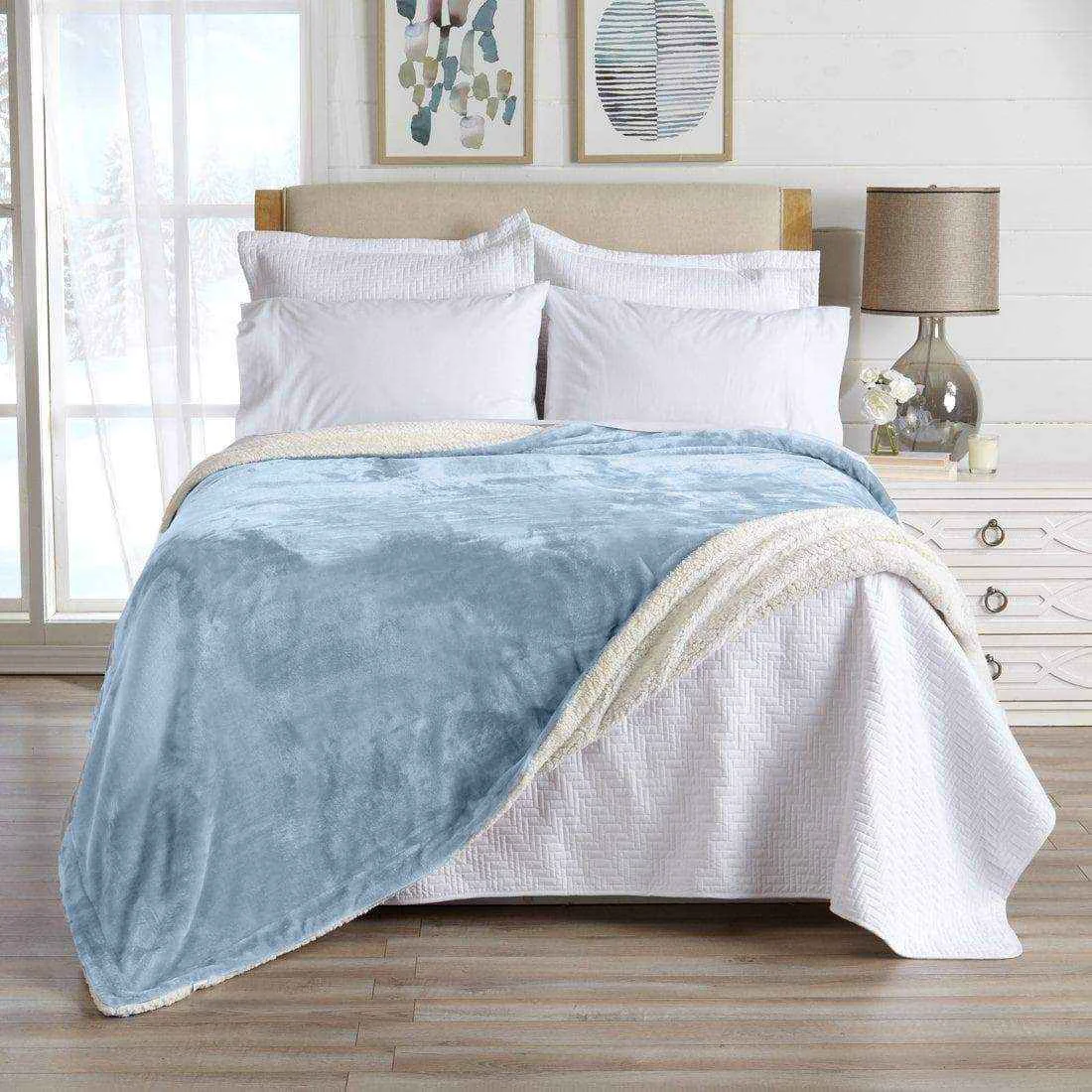 Reusable Velvet Plush Sherpa Luxury Bed Blanket – Kinsley Collection Elegant
