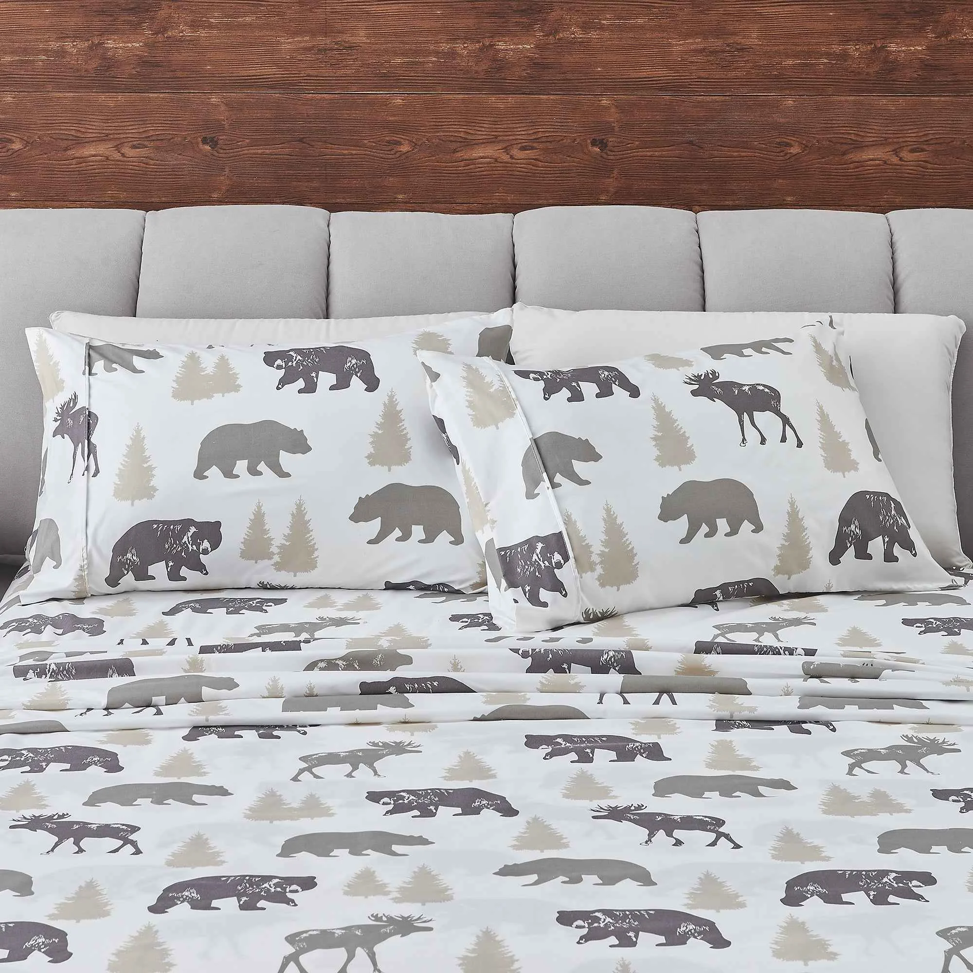Durable 4-Piece Lodge Microfiber Sheet – Mountain Ridge Collection Breathable
