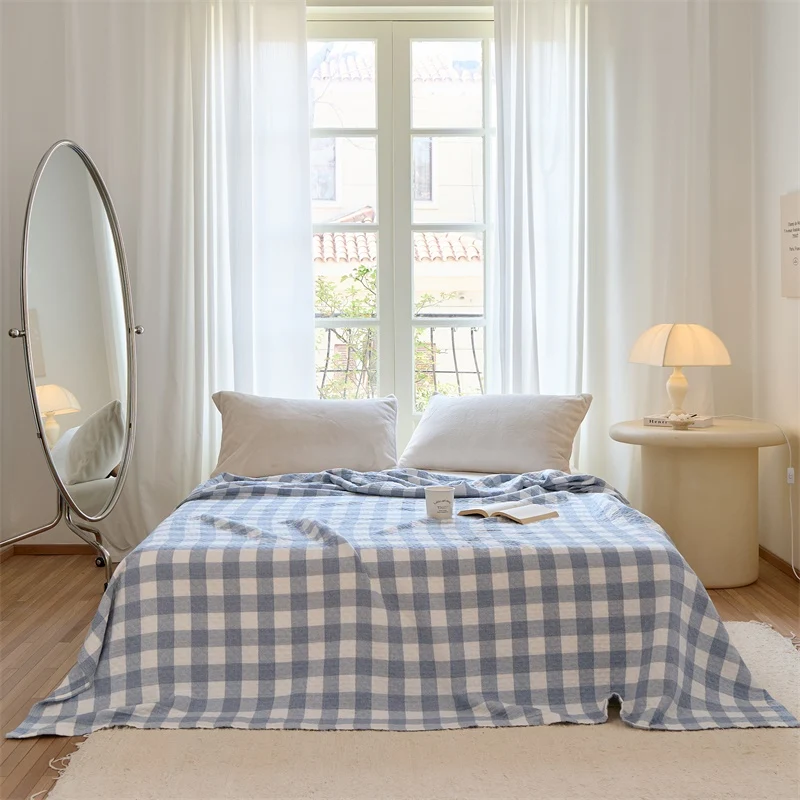 Responsible Ownkoti Classic Check Cotton Quilt Minimalist