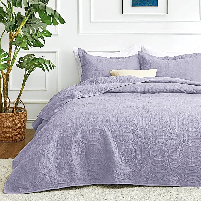 Elegant Love 39 s cabin King Size Quilt Bedding Set Lavender Bedspreads – Bed Lightweight Bedspread Comforter – Coin Pattern Bedding Coverlet for All Season – 3 Pieces 1 Quilt 2 Pillow Shams Stylish