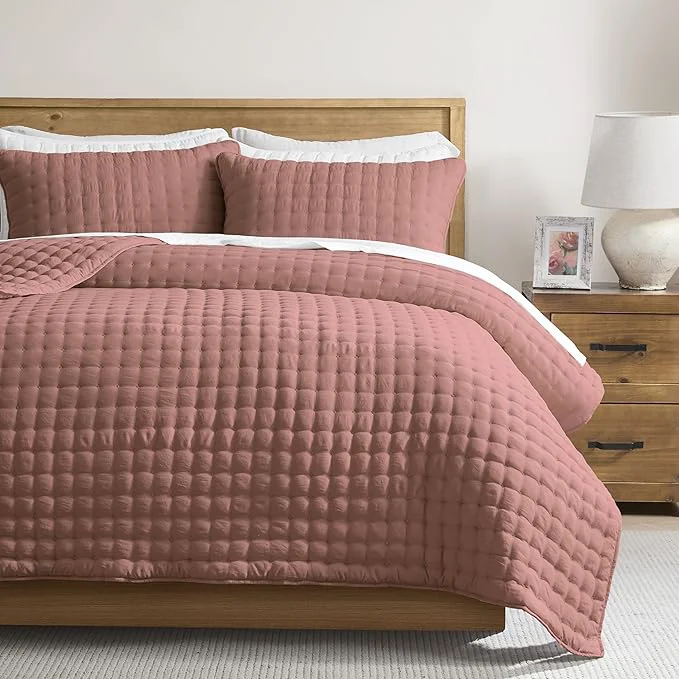 Responsible WDCOZY California Oversized Cal King Size Quilt Bedding Sets with 2 Pillow Shams Lightweight Soft Bedspread Coverlet Bed Cover for All Season 3 Pieces 116×106 inches Rose Red Powerful
