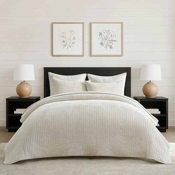 Authentic EVERGRACE Velvet Quilt Set Queen Size Luxurious Soft Striped Channel Bedding Set Lightweight Velvet Comforter for All Season Oversized Bedspread Coverlet with 2 Matching Shams Ivory White