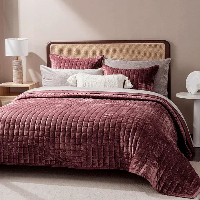 Next-Generation RECYCO Luxury Velvet Quilt Set Full Queen Size Bedding Sets Ultra Soft Velvet Comforter Set Lightweight Channel Box Stitch Oversized Bedspread Coverlet for All Season with 2 Shams Plum Casual