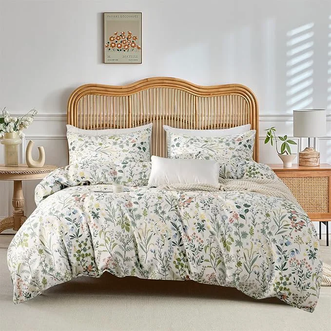 Outstanding VM VOUGEMARKET Green Flower Comforter Set Queen Bright Fresh Forest Botanical Bedding Set Soft amp Lightweight Comforter for Girls Women-Green White Comfortable