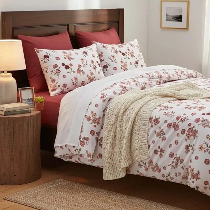 Authentic Nayoroom Vintage Floral Comforter Set Queen Size Red Pink Flower Botanical Leaf Pattern Spring Bedding Set 3 Pieces Soft Lightweight Aesthetic Garden Comforter for All Seasons Secure