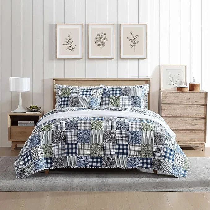 Verified Eddie Bauer – Queen Quilt Set Reversible Cotton Bedding with Matching Shams Patchwork Luxurious Bedding Set with Plaid Reverse Cozy Plaid Patchwork Blue Green Queen Artisan