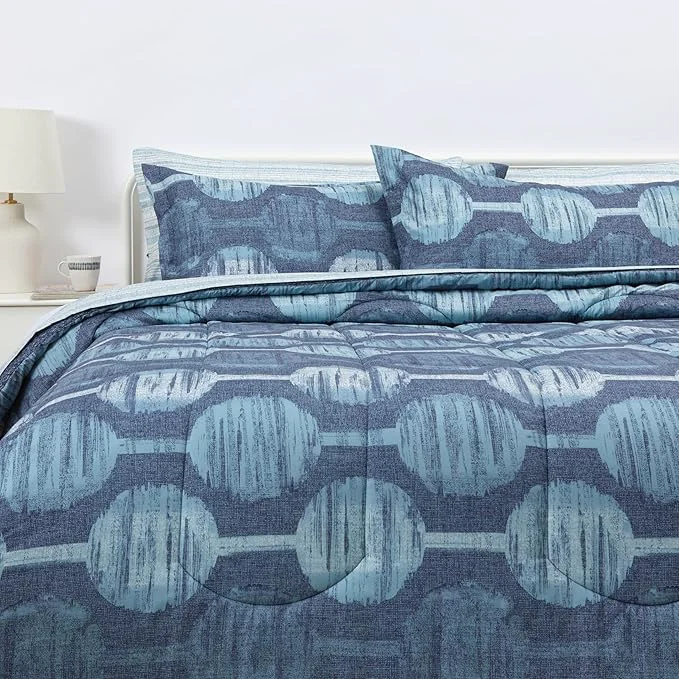 Breathable Amazon Basics Lightweight Microfiber Comforter Sets 7 Pieces King Size Navy Geometrics Convenient