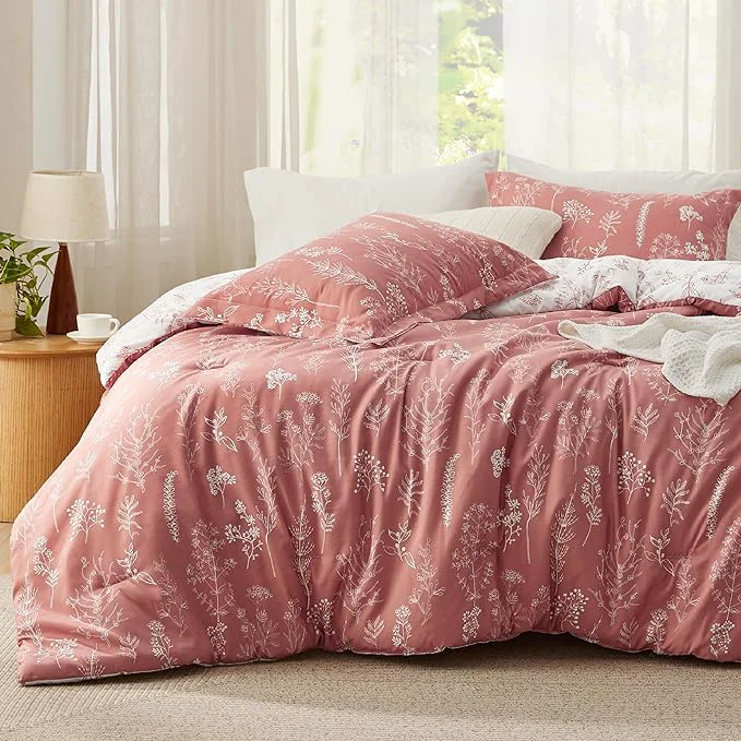 Crafted Bedsure Queen Comforter Set – Grayish Pink Bed Set 3 Pieces Cute Floral Bedding 1 Soft Reversible Botanical Flowers Comforter and 2 Pillow Shams Practical