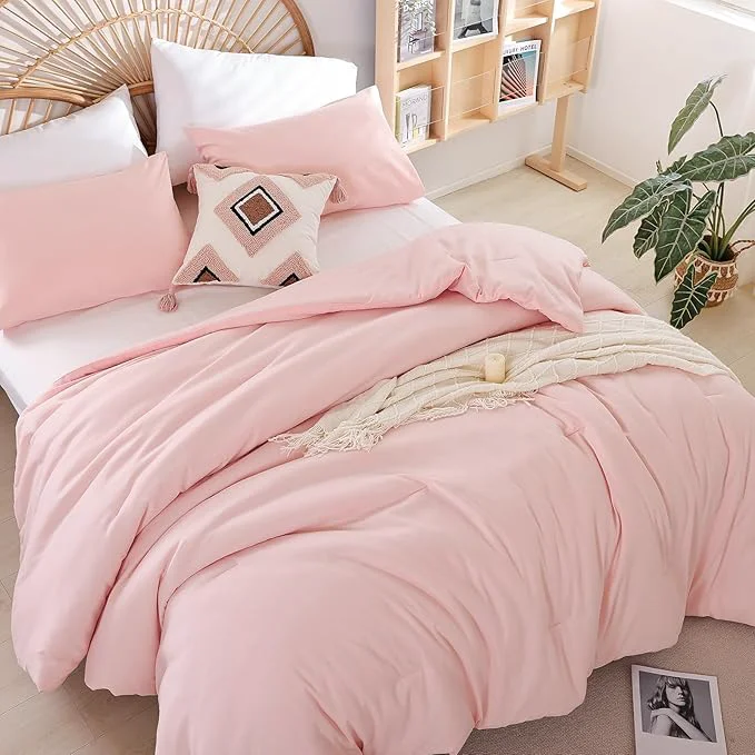 Convenient weigelia Super-Soft Micorfiber Comforter Set – Queen Size Blush Pink Lightweight Warmth Comforter for All Season Use Machine Washable Pink Bedding Set 1 Comforter 2 Pillowcases Recyclable