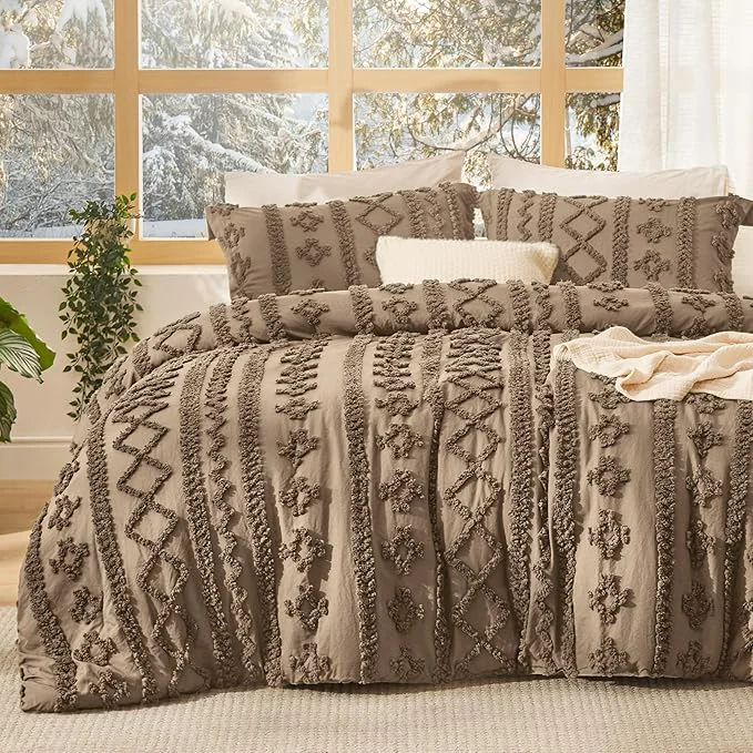 Premium Bedsure Tufted Boho Comforter Set California King Size – Light Brown Boho Bed Set GentleSoft™ 3 Pieces Farmhouse Shabby Chic Embroidery Bedding Gifts for Woman Jacquard Comforter for All Seasons Recyclable