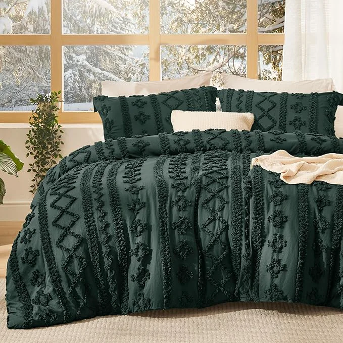 Pure Bedsure Tufted Boho Comforter Set Queen Size – Dark Green Boho Bed Set GentleSoft™ 3 Pieces Farmhouse Shabby Chic Embroidery Bedding Gifts for Woman Soft Jacquard Queen Comforter for All Seasons Detailed