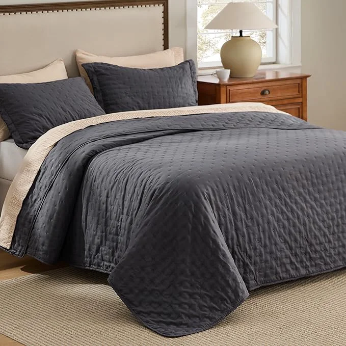 Selected Bedsure Quilts Queen Size – Charcoal Bedspread Queen Size amp Lightweight Comforter Modern Coverlet with Clover Pattern Ultra Soft All-Season Bedding 90 x 96 Inches Stitch- Quilting Ultra Soft Lightweight Machine Washable Pet-Friendly Optimized