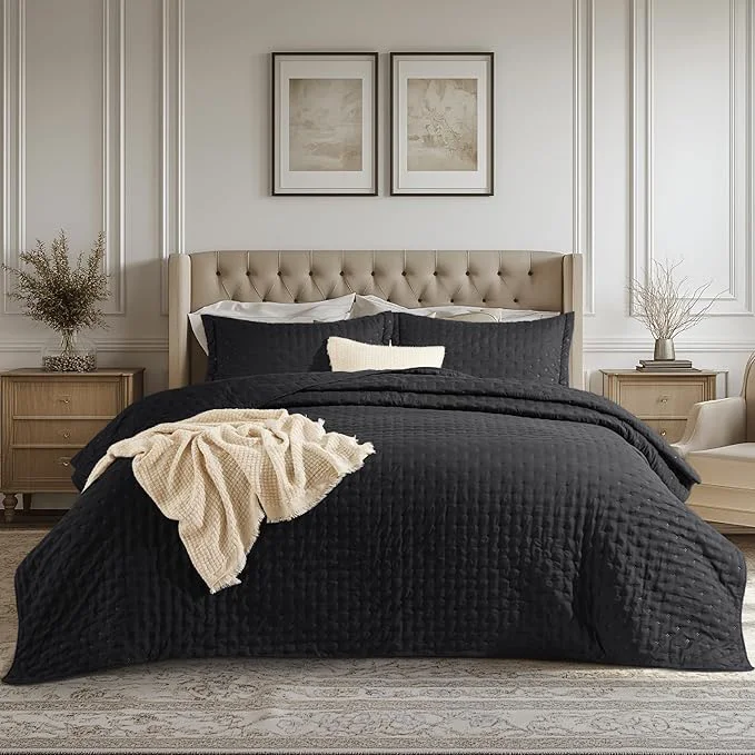Genuine Bedsure King Quilt – Black Bedspread King Size amp Lightweight Comforter Modern Coverlet with Clover Pattern Ultra Soft All-Season Bedding 106 x 96 Inches Stitch- Quilting Ultra Soft Lightweight Machine Washable Pet-Friendly Functional