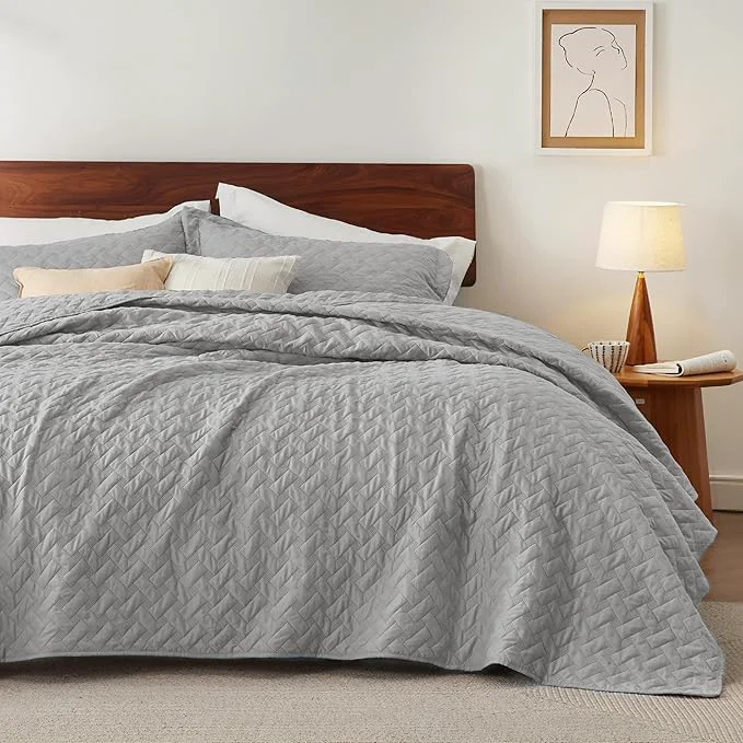 Fashionable Bedsure Quilts Queen Size – Lightweight Bedspreads Queen Size with Basket Weave Pattern Soft Quilt Bedding Set Light Grey Comforter Set Coverlet for All Seasons with 2 Pillow Shams 90 quot x 96 quot Skin-Friendly Soft All-Season Comfort Breathable Lig… Durable